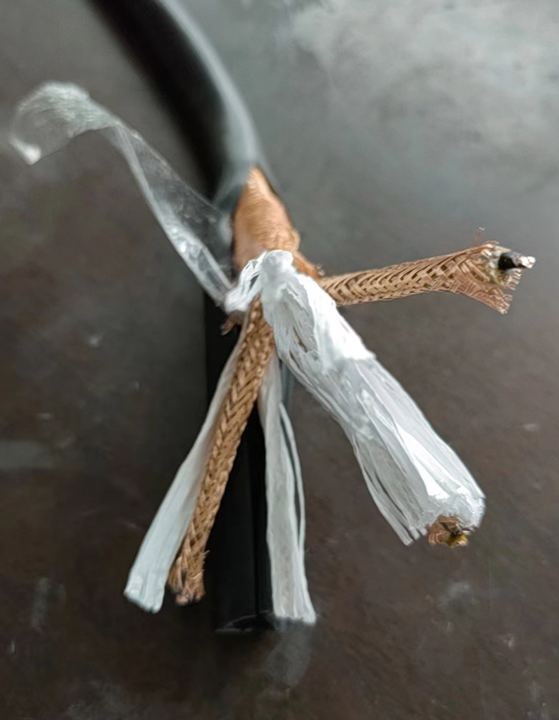 16938167737210.jpg 計(jì)算機(jī)電纜.jpg